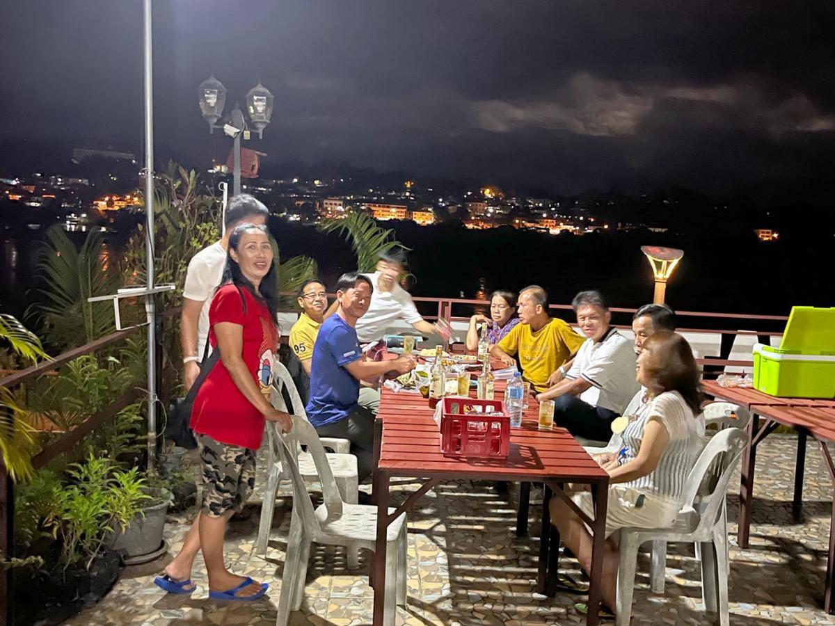 Day Waterfront Hotel Chiang Khong Eksteriør bilde