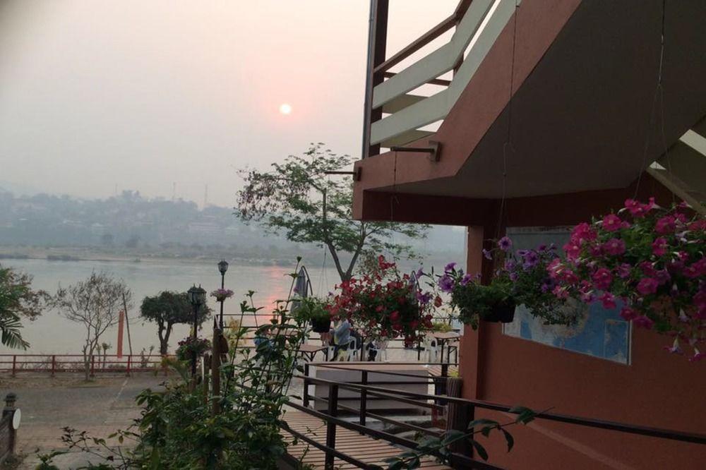 Day Waterfront Hotel Chiang Khong Eksteriør bilde