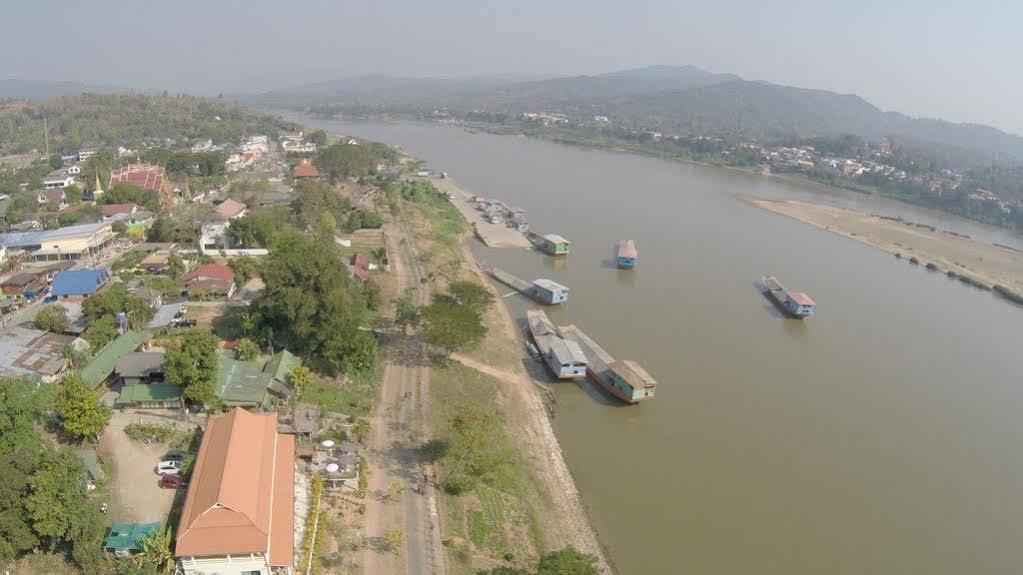 Day Waterfront Hotel Chiang Khong Eksteriør bilde