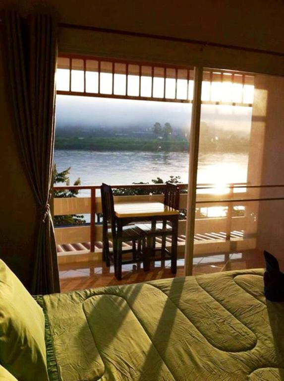Day Waterfront Hotel Chiang Khong Eksteriør bilde